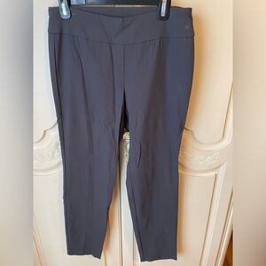 Van Heusen stretch extendable pants size 6